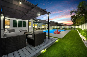 Villa Paradise Miami, Luxury Gem with Heated Pool, Game Room, Fire Pit, 3 Bed 2 Bath